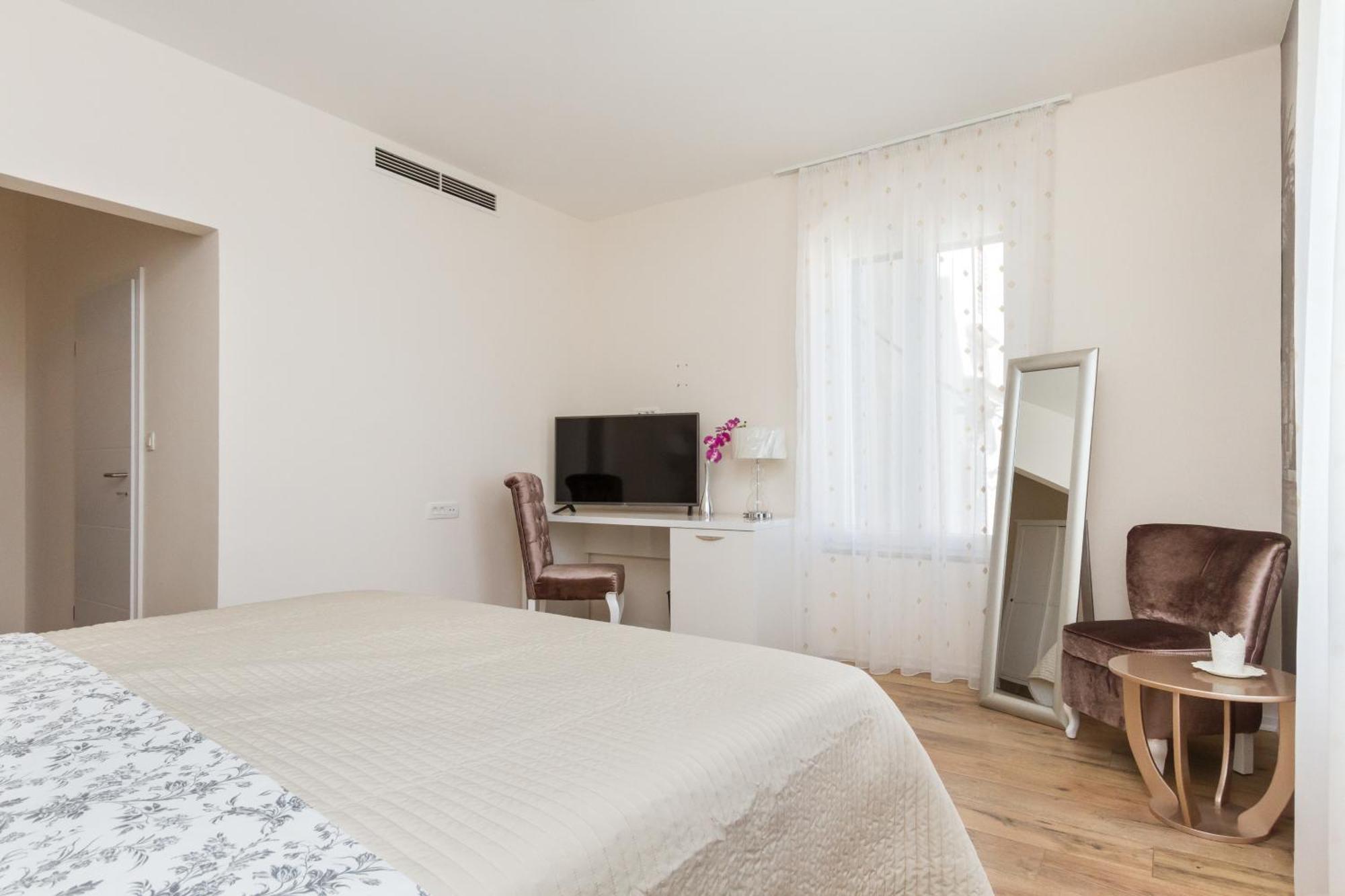 Spalatum Boutique Suites Split Room photo