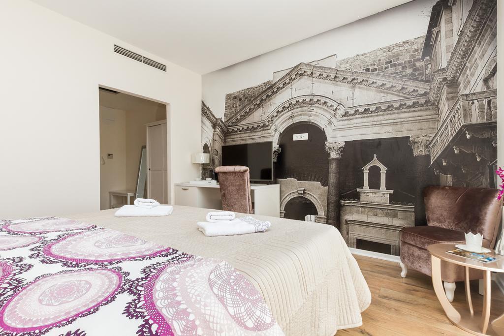 Spalatum Boutique Suites Split Room photo